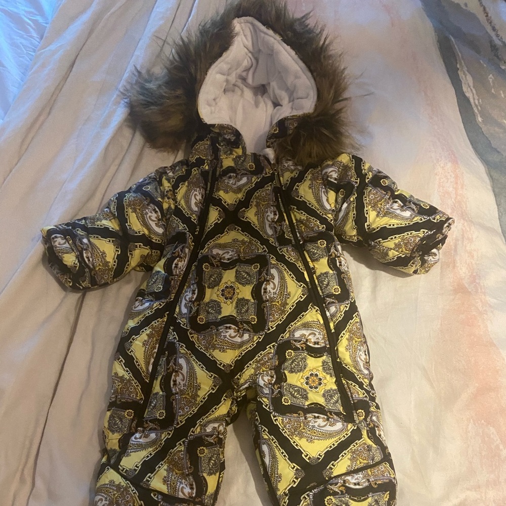Pilguni Snowsuit 12-18 mo